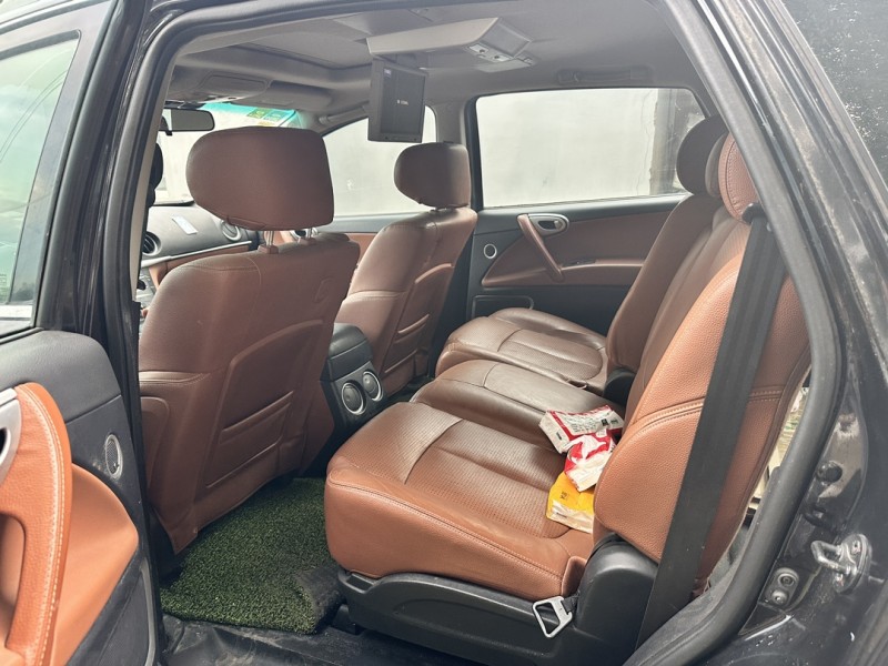 青岛12年纳智捷大7 SUV5