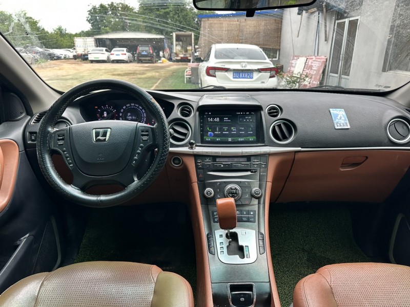 青岛12年纳智捷大7 SUV6