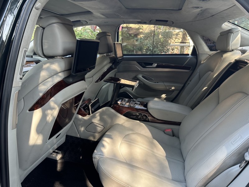 青岛11年奥迪A8L5