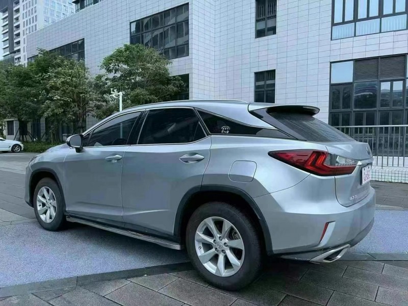 佛山20年雷克萨斯RX8