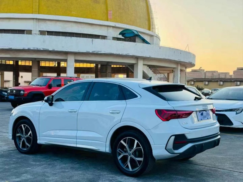 广州20年奥迪Q37