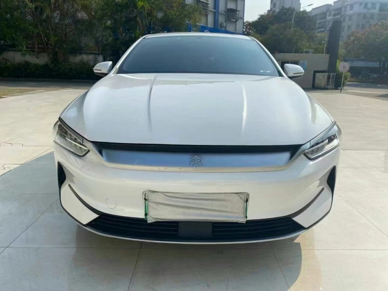 广州22年比亚迪秦1