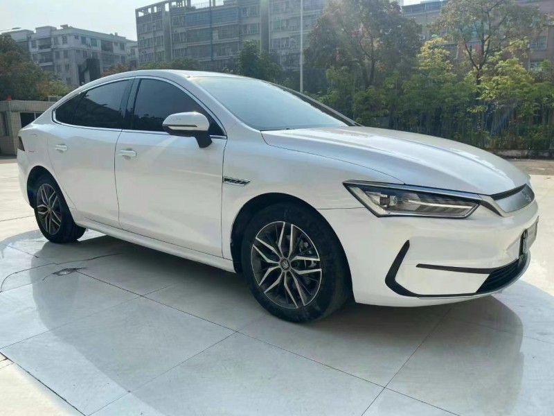 广州22年比亚迪秦2