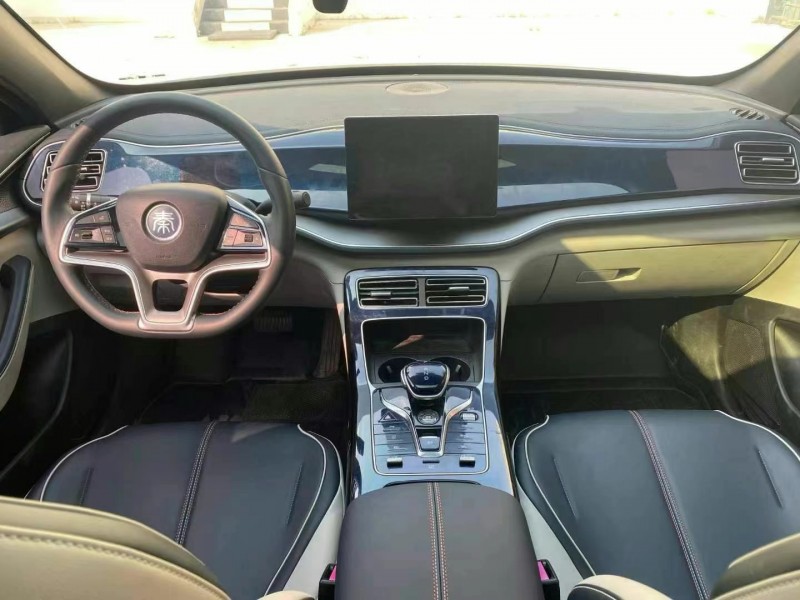 广州22年比亚迪秦5