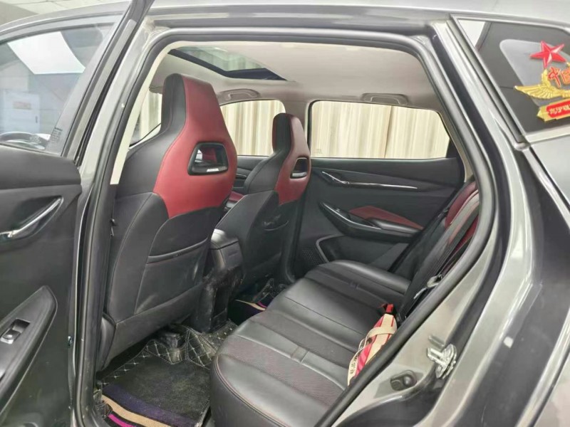 成都21年長安汽車歐尚4