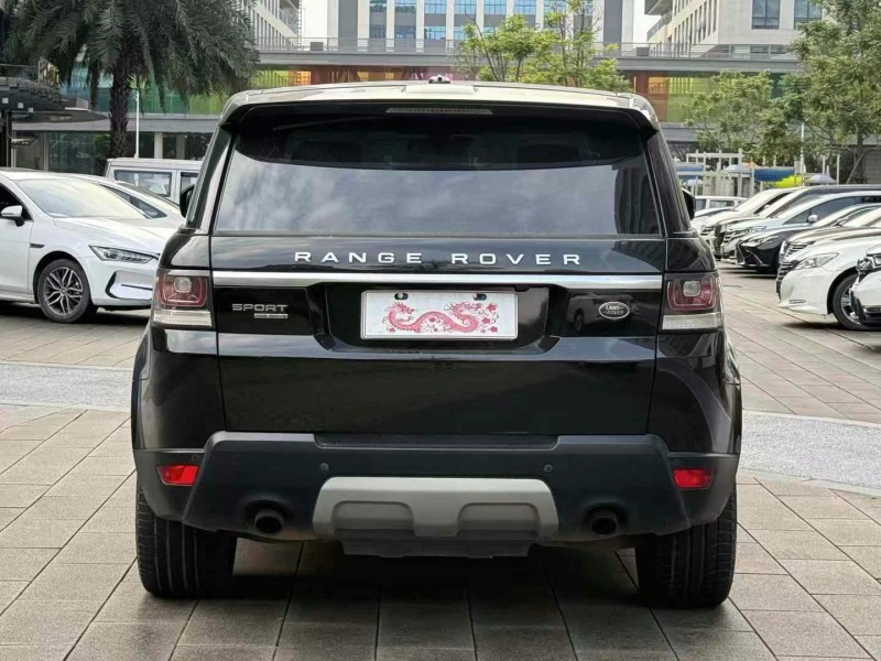 广州15年路虎揽胜运动9