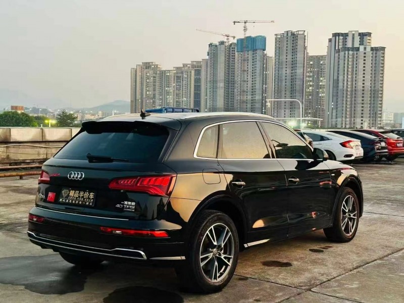 广州21年奥迪Q54
