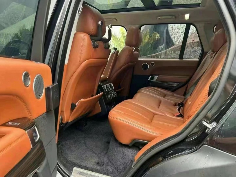 广州17年路虎揽胜行政4