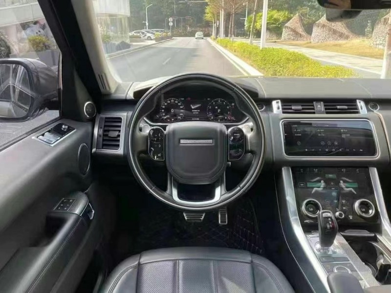 广州18年路虎揽胜运动4