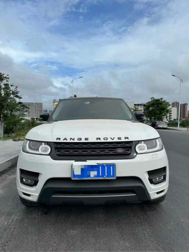 广州17年路虎揽胜运动1