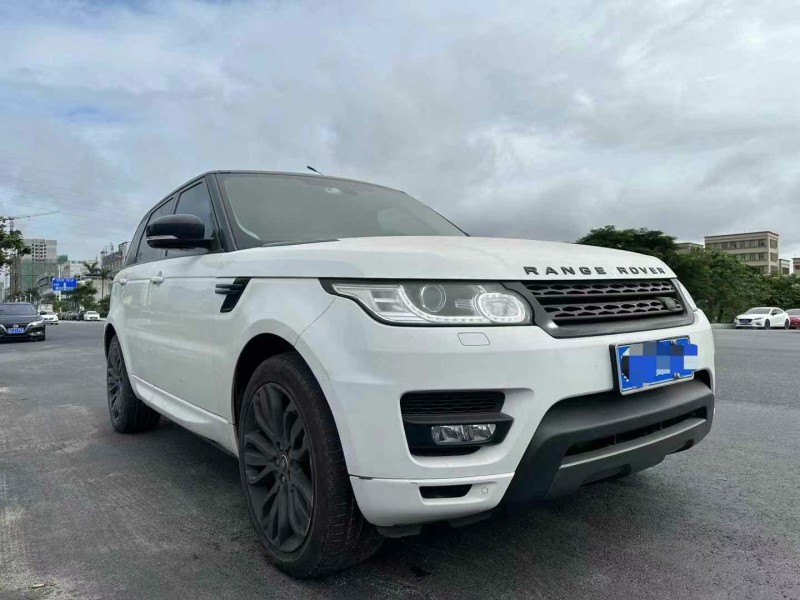 广州17年路虎揽胜运动3