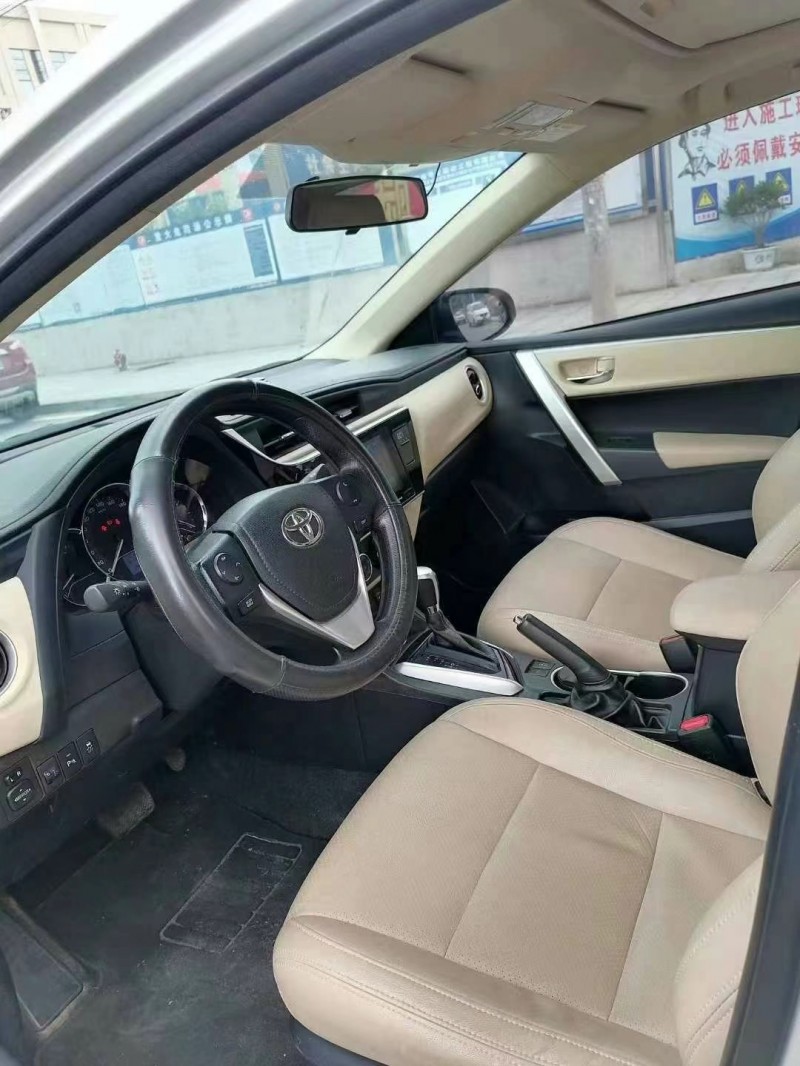保定18年丰田雷凌4