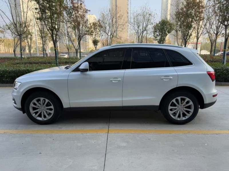 济宁14年奥迪Q57