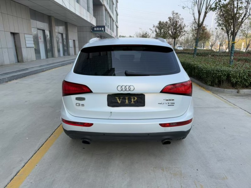 济宁14年奥迪Q59