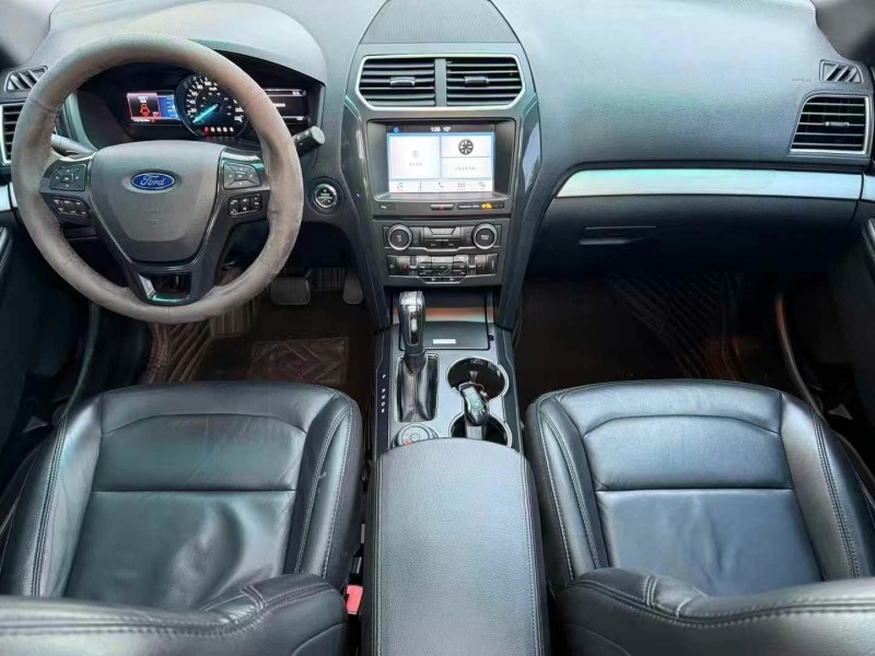 济宁17年福特探界者5