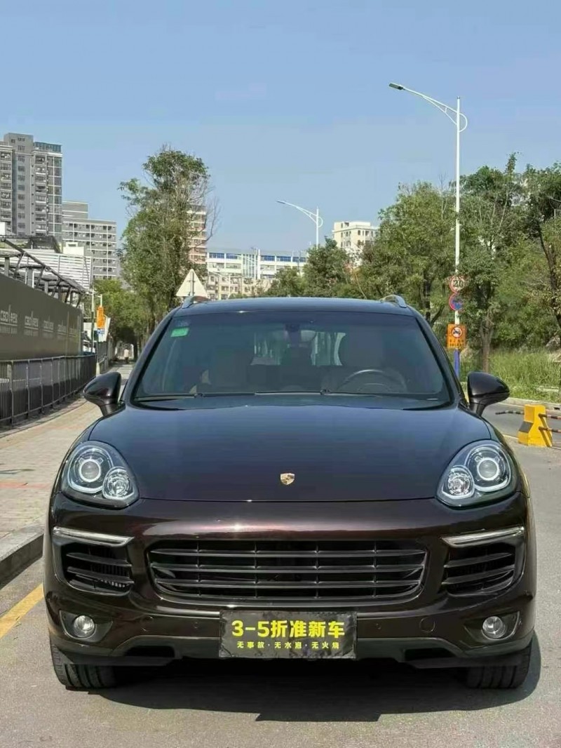 广州15年保时捷卡宴1