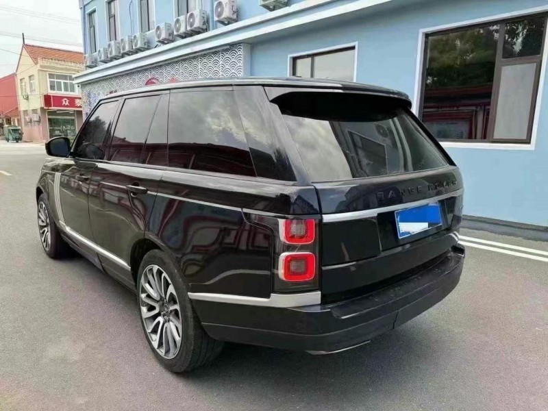 济宁16年路虎揽胜行政7