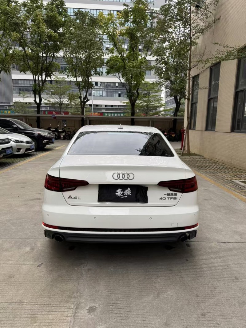 佛山18年奥迪A4L5