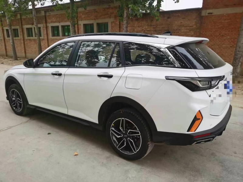 保定24年东风奕炫4