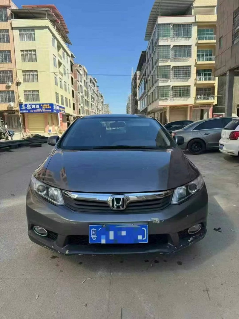 济宁13年本田思域1