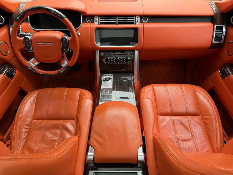 济宁18年路虎揽胜行政4