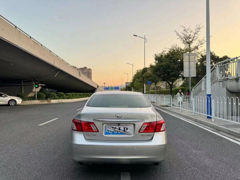 广州08年雷克萨斯ES9