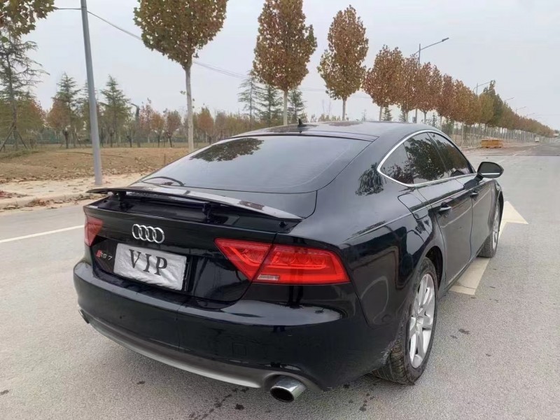 郑州14年奥迪A7L6