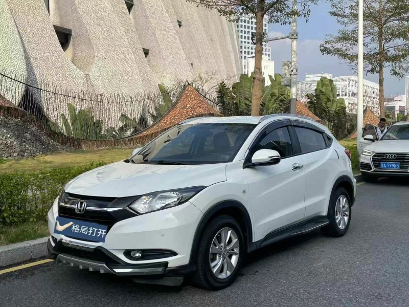 深圳18年本田缤智3