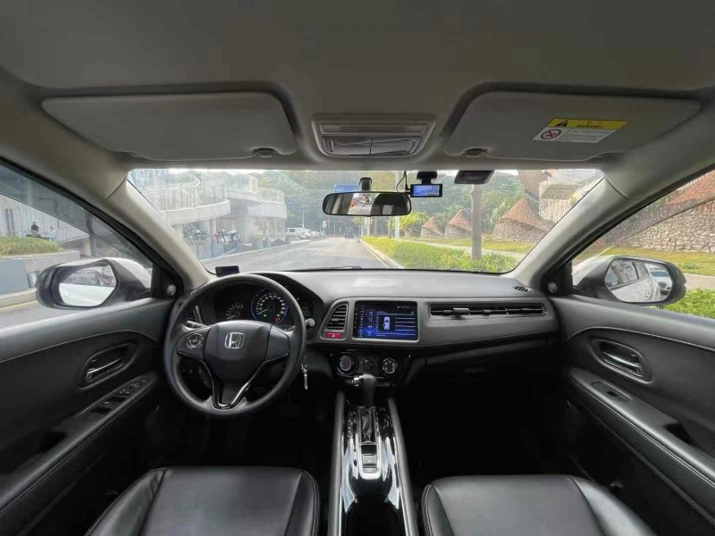 深圳18年本田缤智7