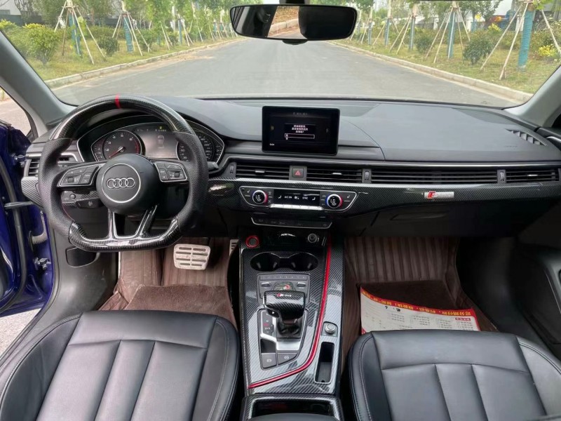 徐州17年奥迪A4L8