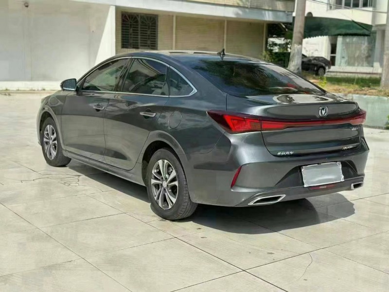 深圳24年长安汽车逸动5