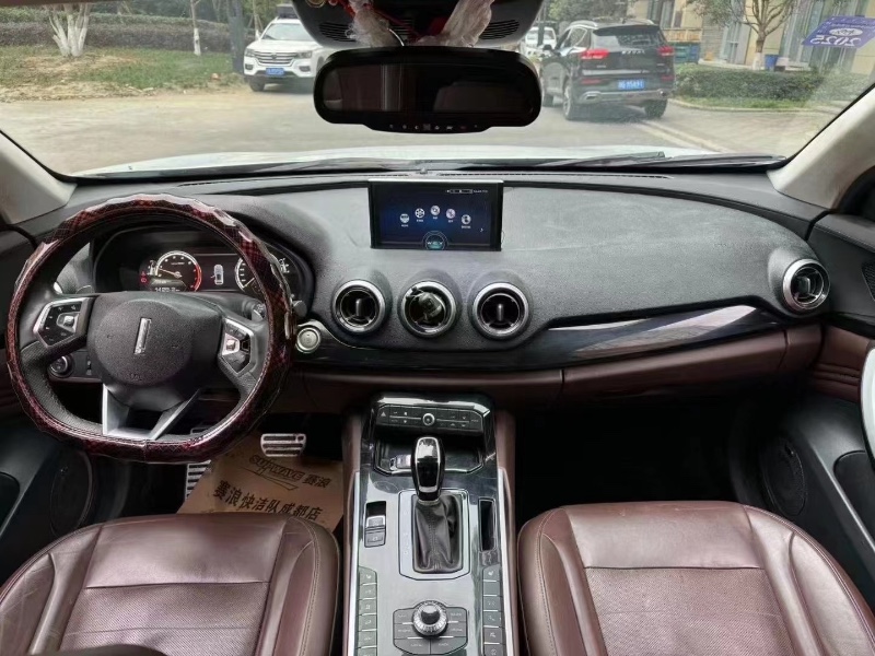 成都17年長城汽車WEY VV75