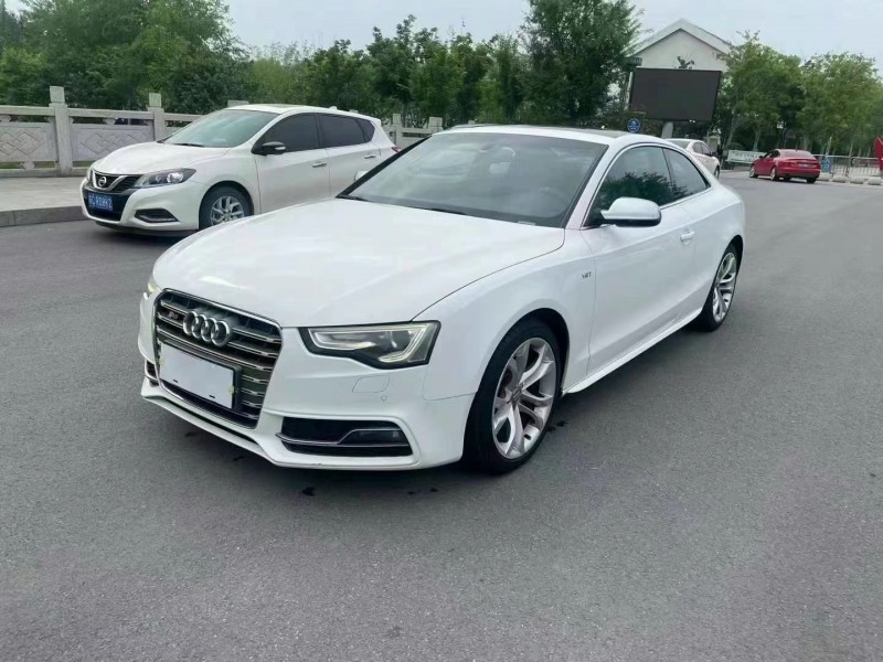 徐州12年奥迪S52