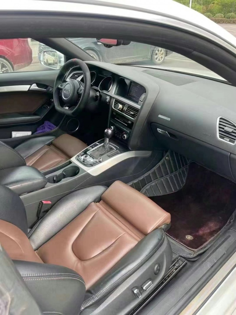 徐州12年奥迪S57