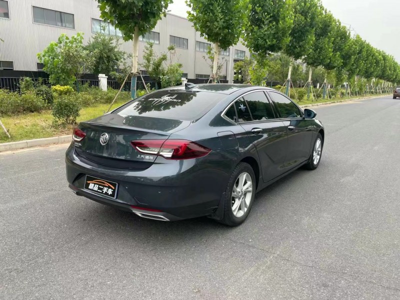 徐州21年别克君威6