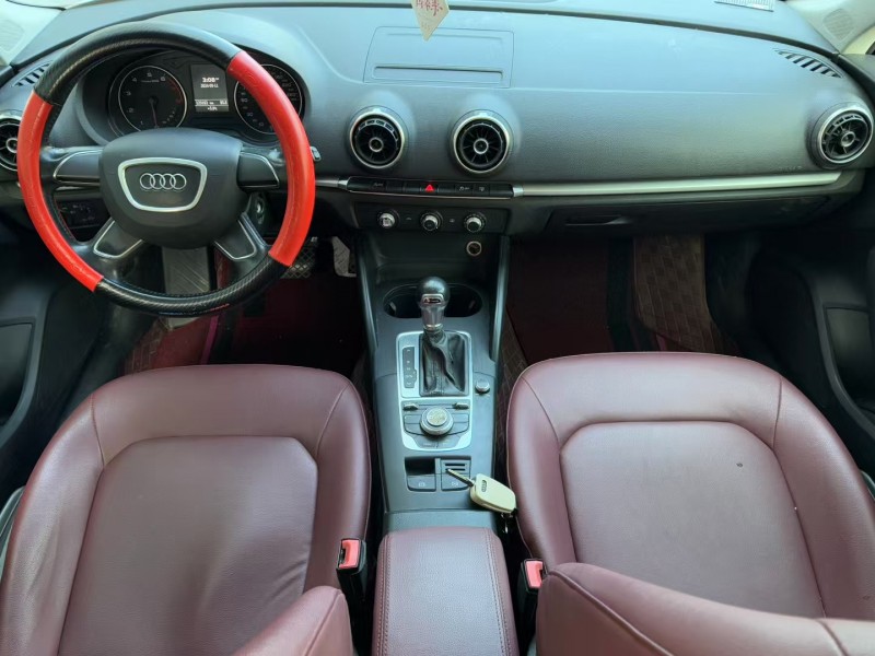 济宁15年奥迪A34