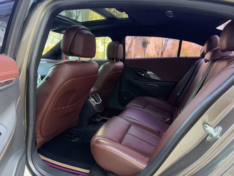 济宁15年别克君越6