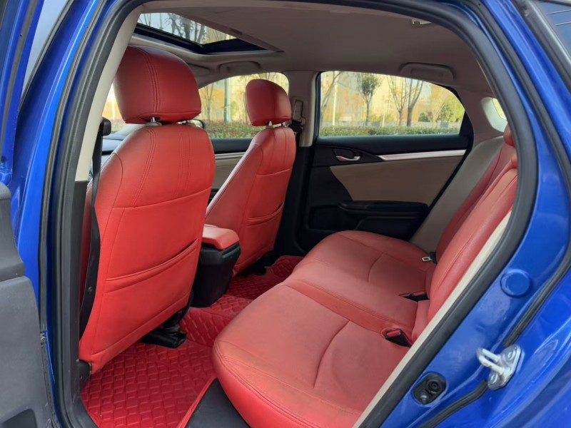 济宁18年本田思域6