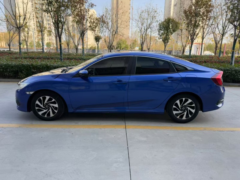 济宁18年本田思域7