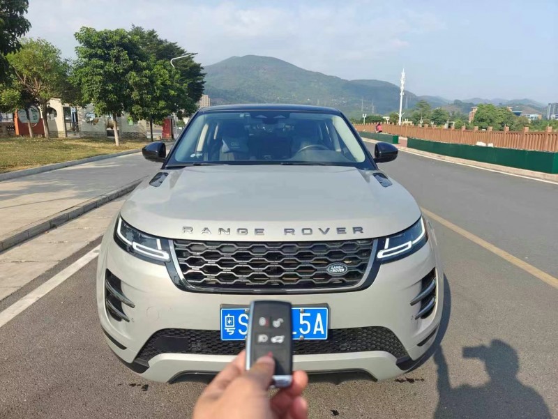 东莞22年路虎极光1