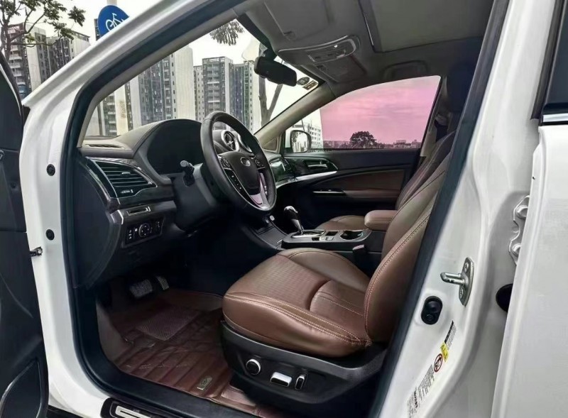 佛山17年比亚迪S74