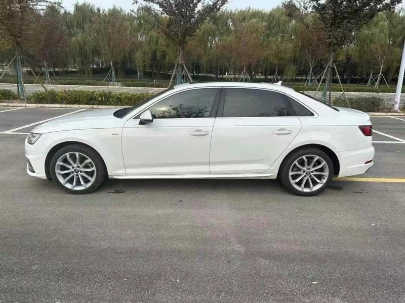 徐州19年奥迪A4L3