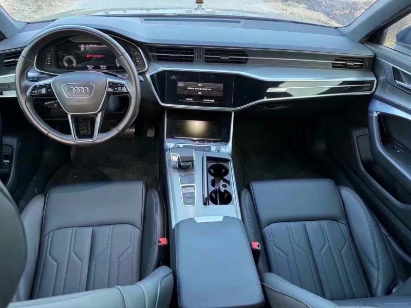 济宁22年奥迪A6L6