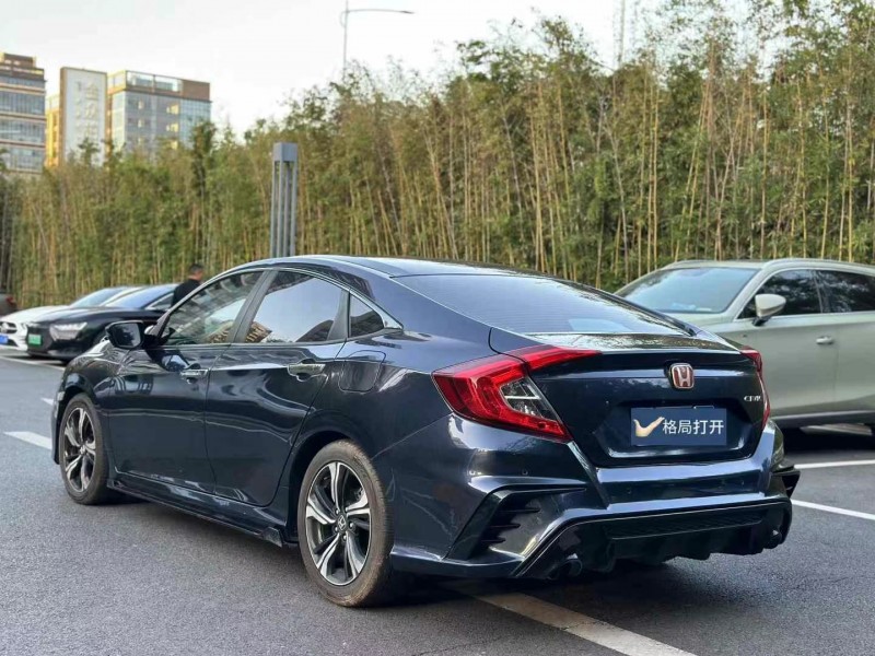 东莞19年本田思域8
