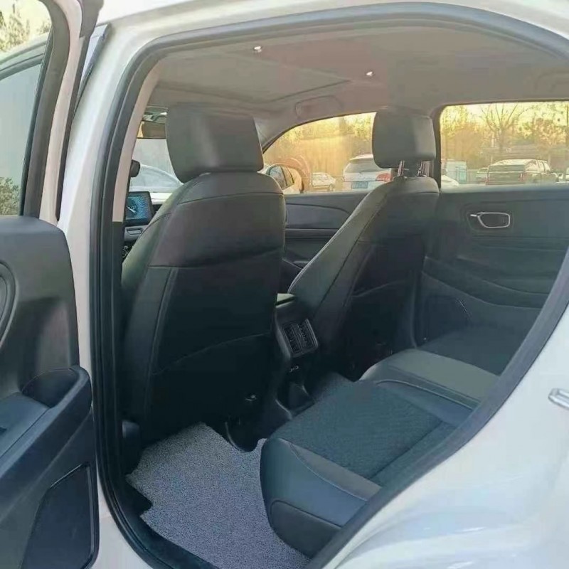 济宁23年本田XRV7