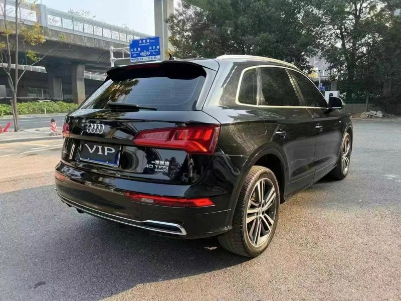 益阳19年奥迪Q58