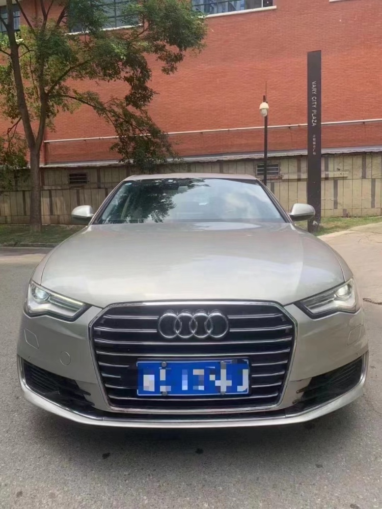 成都16年奧迪A6L1