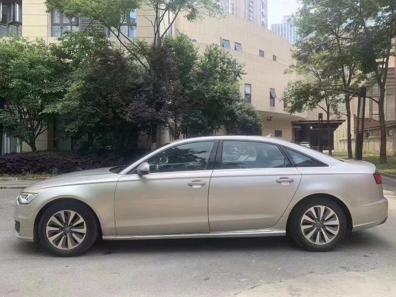 成都16年奧迪A6L3