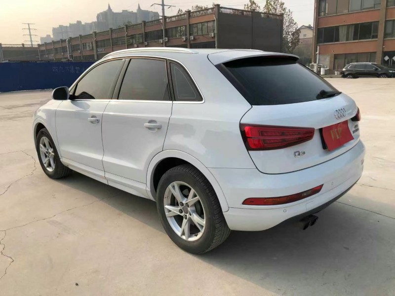 青岛16年奥迪Q38