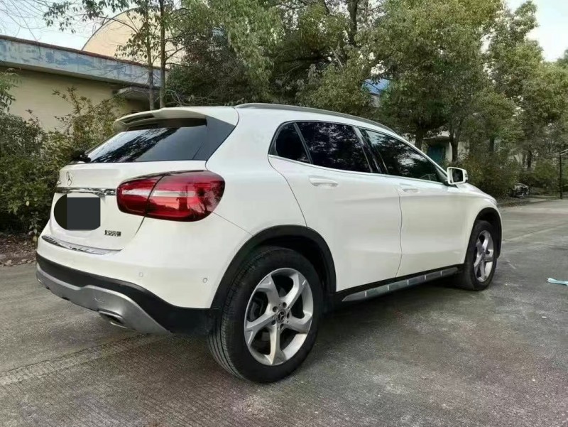 邵阳19年奔驰GLA4